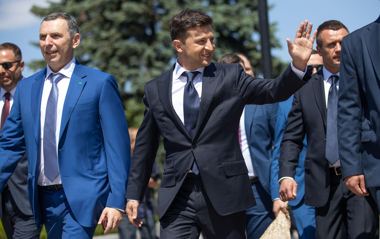 Стартовая полоса: как прошел первый год президентства Владимира Зеленского